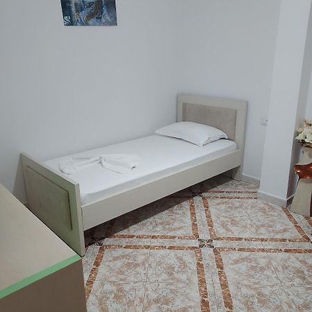 Martin Ferraj Riviera Apartamento Vlorë Exterior foto