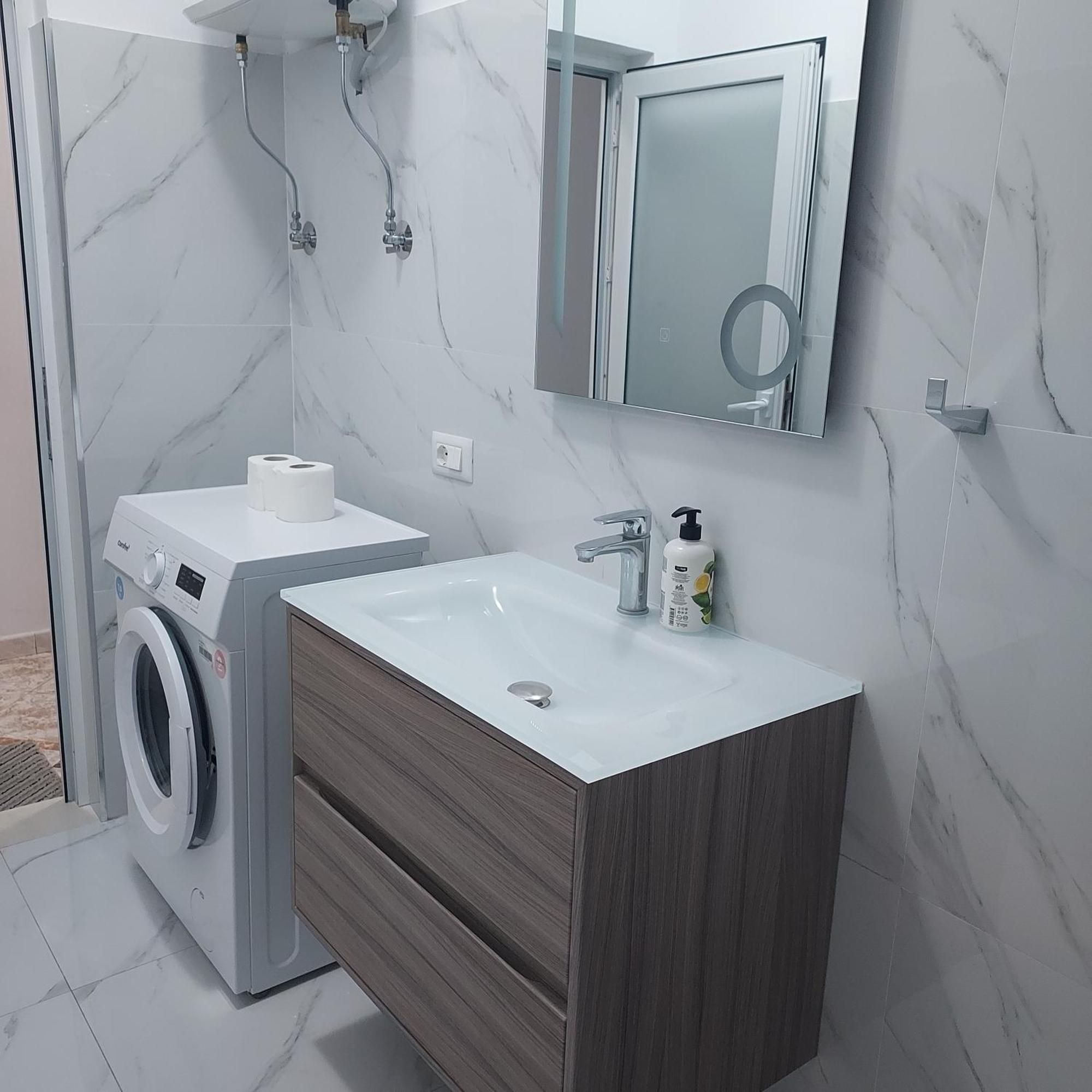Martin Ferraj Riviera Apartamento Vlorë Exterior foto
